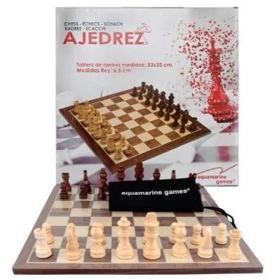 Tabuleiro De Xadrez E Pacote De Peças Tabuleiro De Xadrez E Pacote De Peças